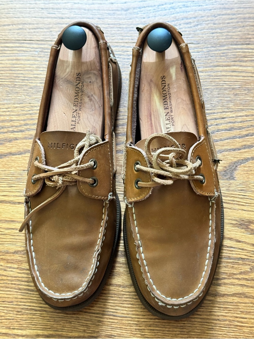 Tommy Hilfiger Men’s Brown Leather Boat Shoes Size 10 Deck Shoes